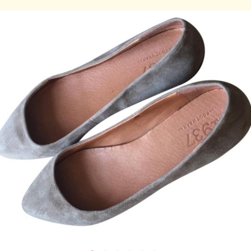 Madewell gray suede flats, gently used